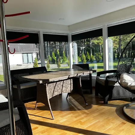 Villa Maennituka Kuelalistemaja Kirikukula (Saaremaa)