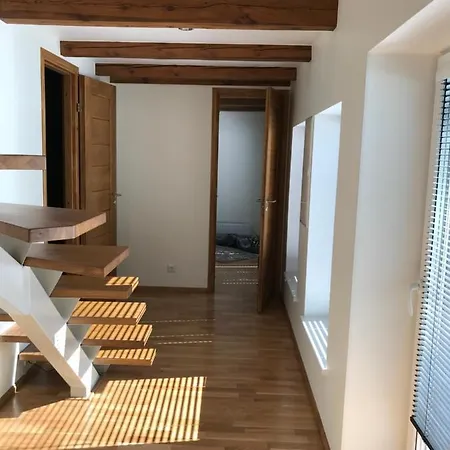 Maennituka Kuelalistemaja Kirikukula (Saaremaa)