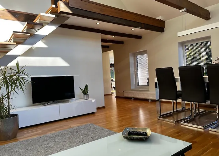 Villa Maennituka Kuelalistemaja *