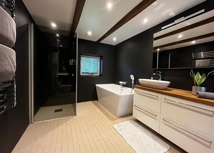 Villa Maennituka Kuelalistemaja